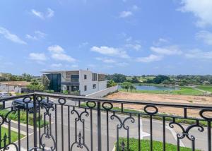 Balkón nebo terasa v ubytování Luxury villa in Caesarea
