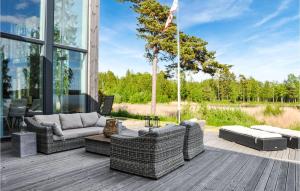 Giardino di 5 Bedroom Beautiful Home In Karlstad