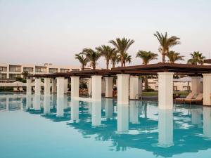 Bazén v ubytování Amirandes, A Grecotel Resort to Live nebo v jeho okolí