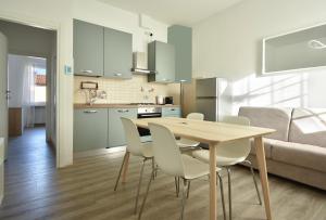 Kuchyňa alebo kuchynka v ubytovaní Welc-ōm Santa Giustina apartment