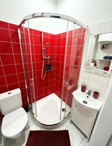 Koupelna v ubytování Stylish Apartment in Heart of Žižkov Near Iconic Sites