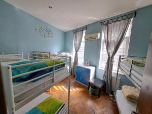 Postel nebo postele na pokoji v ubytování FunHouse + 22 fotografií