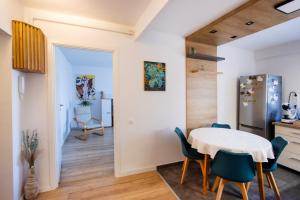 Kuchyň nebo kuchyňský kout v ubytování Bethlen Apartman
