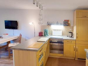 Köök või kööginurk majutusasutuses Ferienwohnung Gänseblümchen