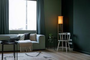 Fotografie z fotogalerie ubytování Huswell - Charming Vacation Home with Lush Garden v destinaci Ledegem + 59 fotografií