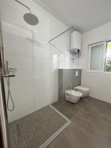 Koupelna v ubytování Villa Bianca with private Beach and Parking + 37 fotografií