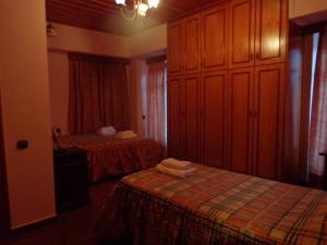 Postel nebo postele na pokoji v ubytování Alonaki Guesthouse