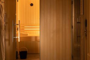 Φωτογραφία από το άλμπουμ του Hôtel Le Lavoisier & Spa στο Παρίσι