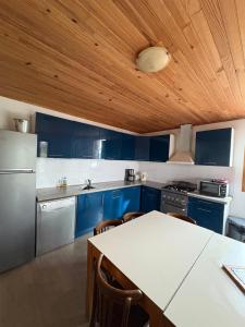 Kuchyň nebo kuchyňský kout v ubytování Grand chalet 13pers