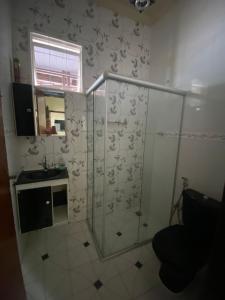 Et badeværelse på Sítio - Contagem + 8 billeder