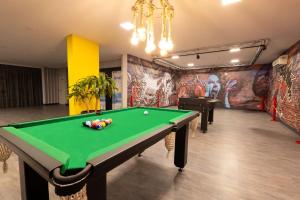 Biliár nebo kulečník v ubytování Hotel Cassino Tower Piracicaba by Nacional Inn