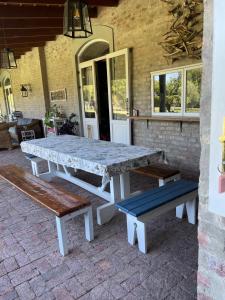 Πινγκ πονγκ στο Hartland Country House Oudtshoorn ή εκεί κοντά