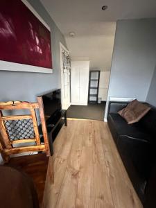 Posezení v ubytování Bright double studio with large patio space