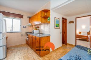 Gallery image of #263 Rosa Guest C House by Home Holidays in Caliços