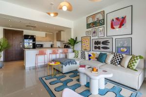 Η κουζίνα ή μικρή κουζίνα στο Eclectic Apartment At G-cribs