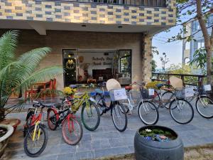 Jízda na kole v ubytování Butterfly Rose Beach Resort Phú Quốc Francophone nebo okolí