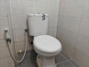 Zdjęcie z galerii obiektu Cheapest 2BR Pluit Sea View Apt with Pool by 2ndHome w Dżakarcie