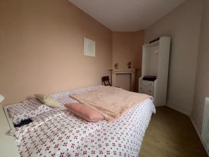 Postel nebo postele na pokoji v ubytování Maison La Lensoise - 4 chambres - Stade Bollaert