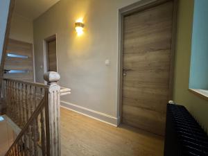 Fotografie z fotogalerie ubytování Maison La Lensoise - 4 chambres - Stade Bollaert v destinaci Lens