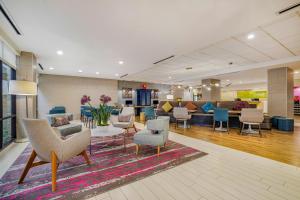 Posezení v ubytování Home2 Suites Dallas-Frisco