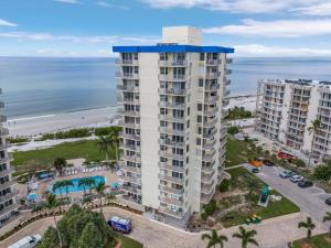 Galería fotográfica de Welcome to Oceans Twelve - Ocean View and Steps to the Beach - Roelens en Fort Myers Beach