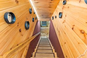Imagen de la galería de Above and Beyond, Cabin with Massive Views Near Helen, en Cleveland