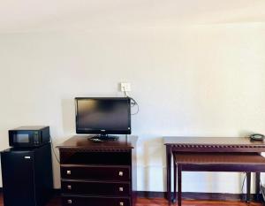 TV a/nebo společenská místnost v ubytování Vip inn and suites