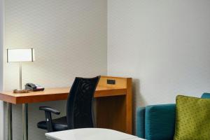 布尔里奇SpringHill Suites by Marriott Chicago Southwest at Burr Ridge Hinsdale的相册照片