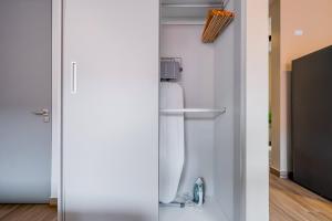 Ένα μπάνιο στο Centriqo by Wynwood House