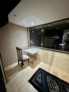 Fotografie z fotogalerie ubytování A private room exclusively for men, offering comfort and convenience for a relaxing stay v Káhiře