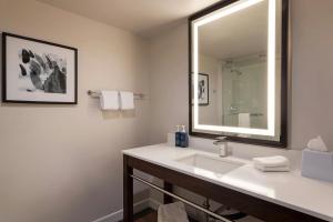 Fotografie z fotogalerie ubytování Four Points by Sheraton Bakersfield v destinaci Bakersfield
