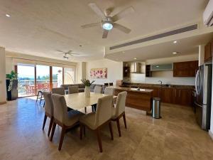 Φωτογραφία από το άλμπουμ του B Nayar Condominio 403, La Cruz de Huanacaxtle σε Cruz de Huanacaxtle