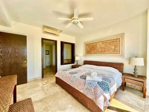 Ένα ή περισσότερα κρεβάτια σε δωμάτιο στο B Nayar Condominio 403, La Cruz de Huanacaxtle +27 φωτογραφίες