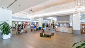 Gæster der bor på Ala Moana Hotel 24FL Ocean View Renovated + 27 billeder