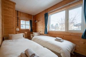 Llit o llits en una habitació de c-flat