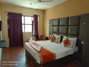 Foto sihtkohas Srinagar asuva majutusasutuse Hotel new mountain view galeriist