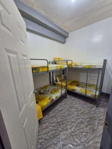 Φωτογραφία από το άλμπουμ του Budget Transient Near Burnham Park σε Baguio