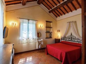 Posteľ alebo postele v izbe v ubytovaní Villa in Cortona with Private Pool