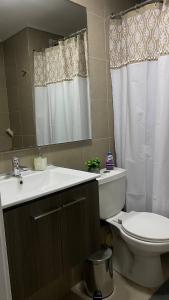 Ένα μπάνιο στο Departamento 1D-1B hasta 4 personas, Parking, AC, Calefaccion +16 φωτογραφίες