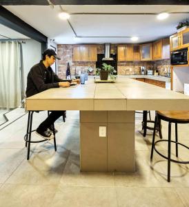 Dapur atau dapur kecil di Casona 46 STUDIOS ITESM CEM Estudiantes Empresas Ejecutivos Familias Factura 10min Izcalli-15min Esmeralda-20min Sátelite-25min AIFA