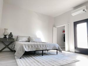 En eller flere senge i et værelse på S19 Resident