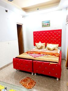Postel nebo postele na pokoji v ubytování Lover's Point