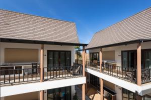 Balkón nebo terasa v ubytování Blue Palm Residence Kata