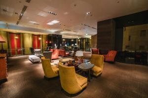 Зона вітальні в The Westin Lima Hotel & Convention Center