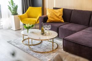 Część wypoczynkowa w obiekcie Apartamenty Fenomen - Premium Porto Nadmorskie Tarasy w Kołobrzegu