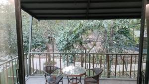 Balkón nebo terasa v ubytování Hotel Sonar Bangla Joypur Forest