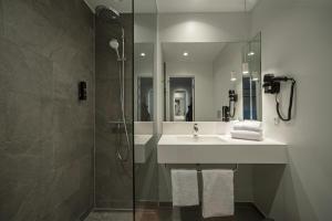 Baðherbergi á Four Points Flex by Sheraton Horsens