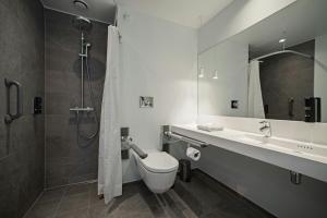 Baðherbergi á Four Points Flex by Sheraton Horsens