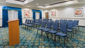 Konferenční prostory v ubytování Holiday Inn Express and Suites Stroudsburg-Poconos by IHG + 37 fotografií