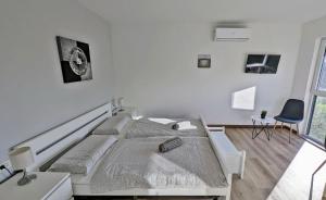 Posteľ alebo postele v izbe v ubytovaní Villa Pura Vida with Sea View